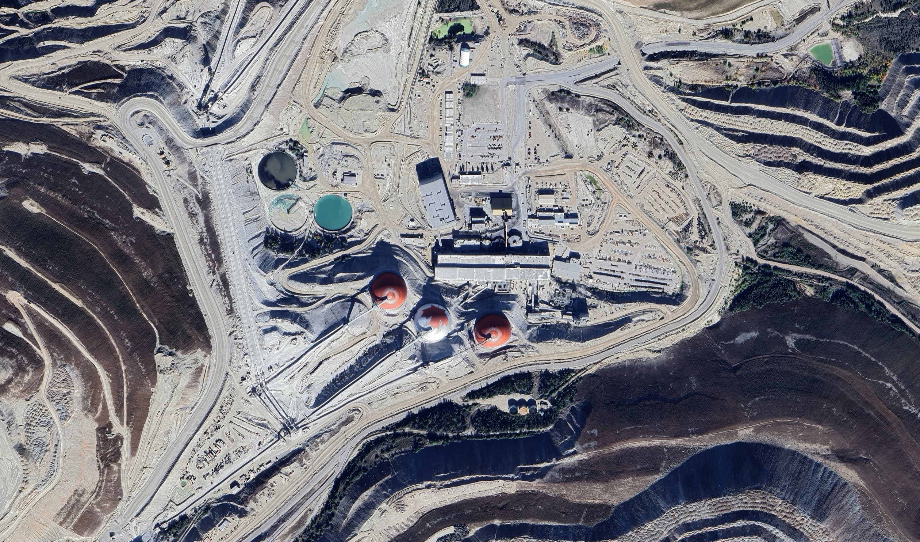 Exploitation minière et opérations de site vues d'en haut
